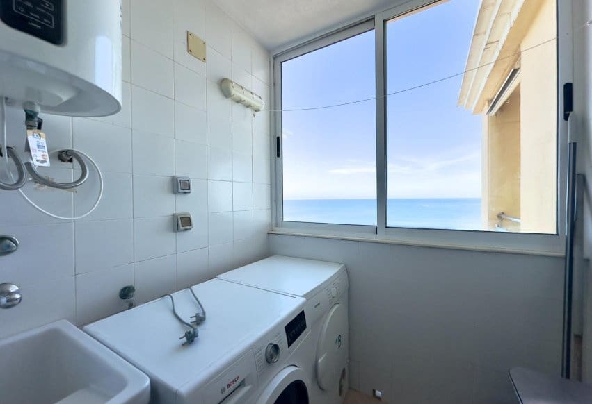 Apartamento Playa de 2 habitaciones en La Manga del Mar Menor en venta con piscina - 289.000 € (Ref: 9769988)