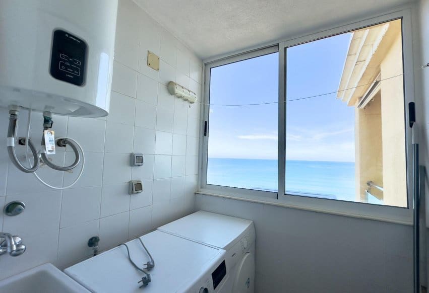 Apartamento Playa de 2 habitaciones en La Manga del Mar Menor en venta con piscina - 289.000 € (Ref: 9769988)