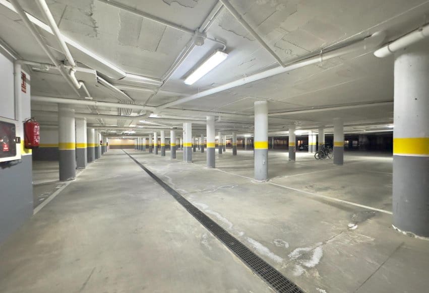 Apartamento Playa de 2 habitaciones en La Manga del Mar Menor en venta con piscina - 289.000 € (Ref: 9769988)