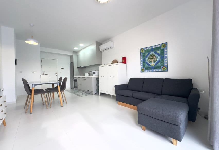 2 soverom Leilighet til salgs i San Miguel de Salinas med svømmebasseng - € 184 000 (Ref: 9769989)