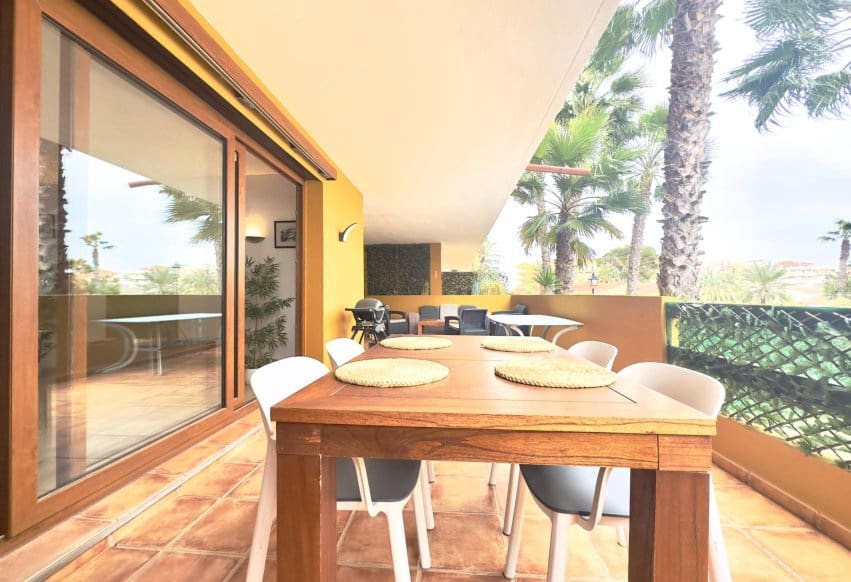 2 chambre Appartement à vendre à Punta Prima avec piscine - 330 000 € (Ref: 9769990)