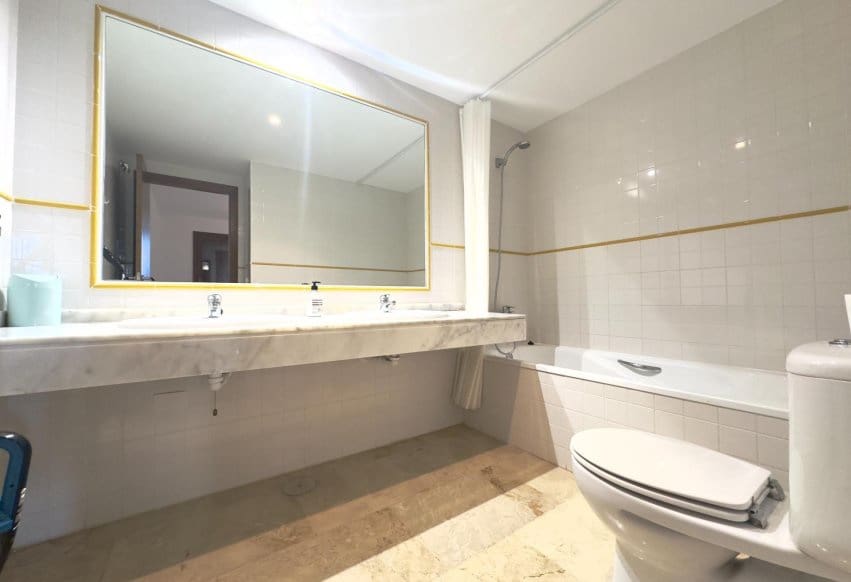 2 chambre Appartement à vendre à Punta Prima avec piscine - 330 000 € (Ref: 9769990)