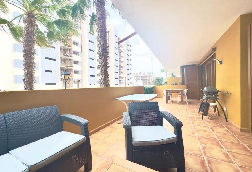 2 chambre Appartement à vendre à Punta Prima avec piscine - 330 000 € (Ref: 9769990)