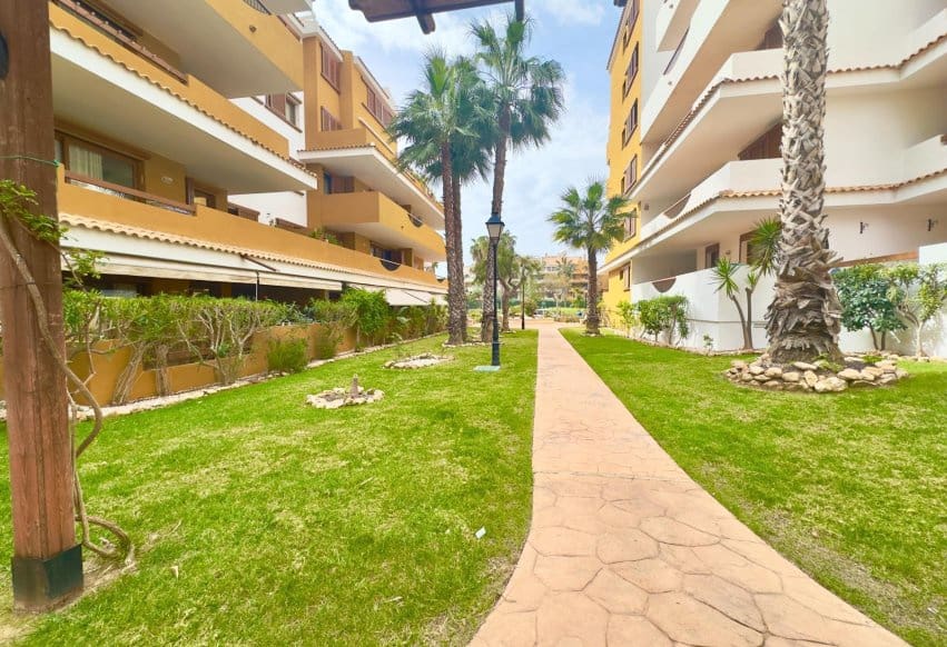 2 bedroom Apartment for sale in Punta Prima with pool - € 330,000 (Ref: 9769990)