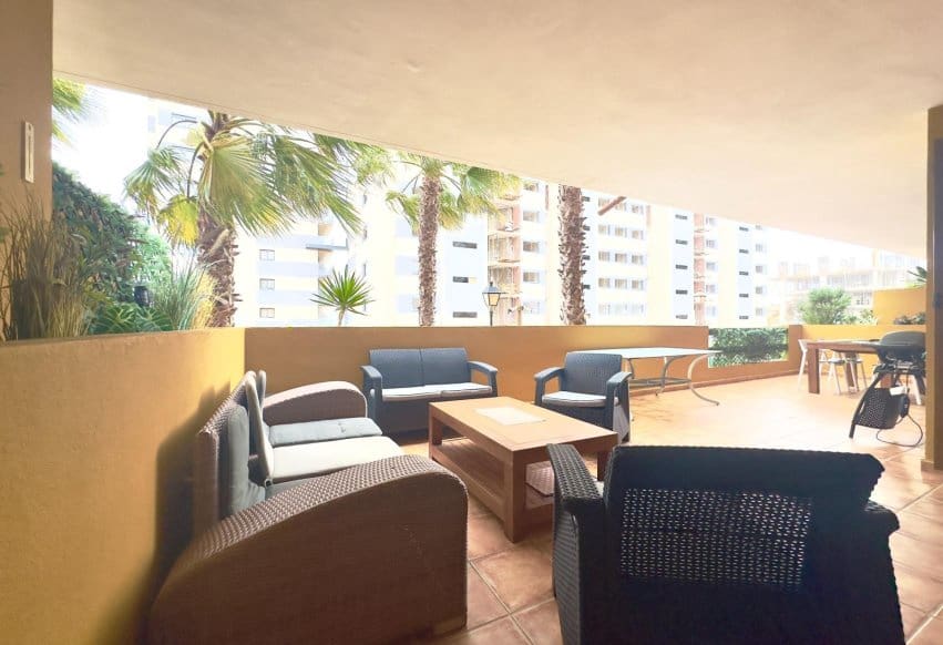 2 bedroom Apartment for sale in Punta Prima with pool - € 330,000 (Ref: 9769990)