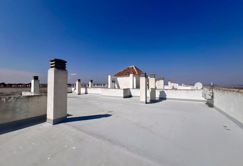 2 soverom Leilighet til salgs i Torrevieja med svømmebasseng - € 145 000 (Ref: 9769991)