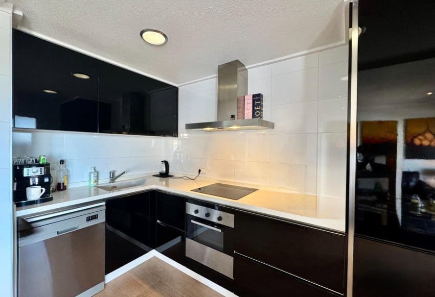 2 slaapkamer Penthouse te koop in Orihuela Costa met zwembad - € 195.000 (Ref: 9769992)