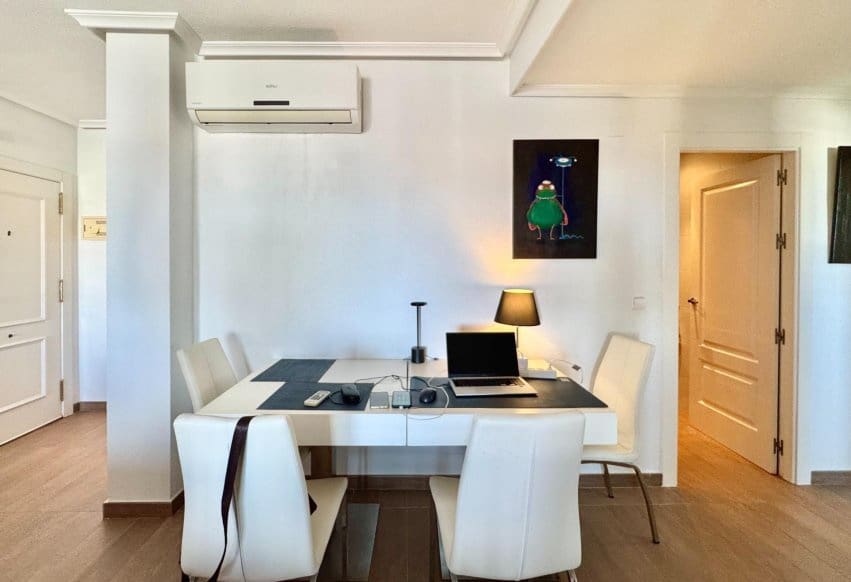 2 slaapkamer Penthouse te koop in Orihuela Costa met zwembad - € 195.000 (Ref: 9769992)