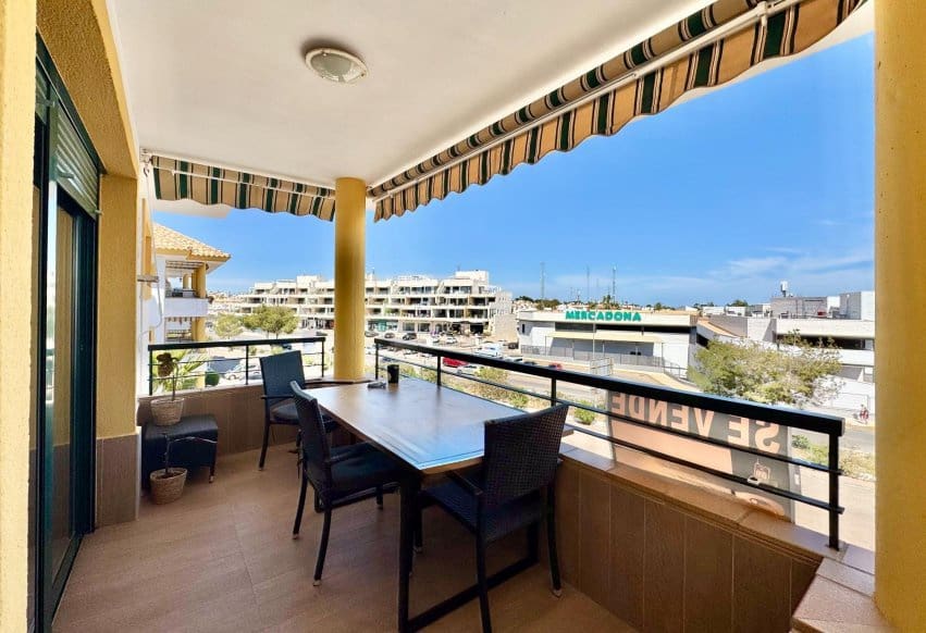 2 slaapkamer Penthouse te koop in Orihuela Costa met zwembad - € 195.000 (Ref: 9769992)
