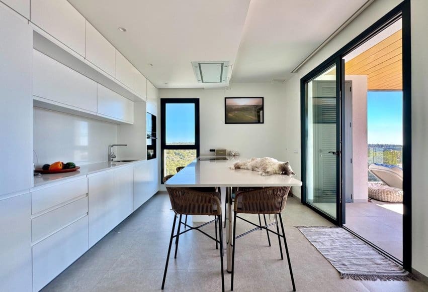 2 soverom Leilighet til salgs i Orihuela med svømmebasseng - € 425 000 (Ref: 9769993)