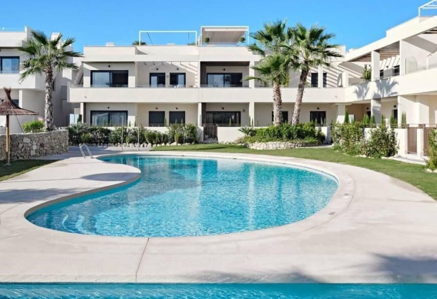 2 quarto Apartamento para venda em La Veleta com piscina - 379 000 € (Ref: 9769996)