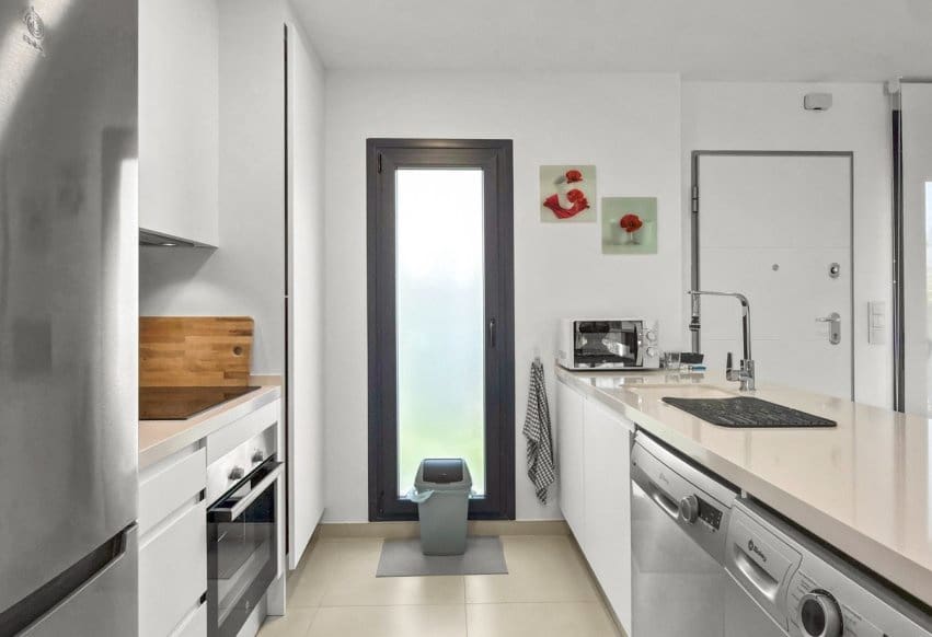 2 soverom Leilighet til salgs i Pilar de la Horadada med svømmebasseng - € 354 000 (Ref: 9769997)