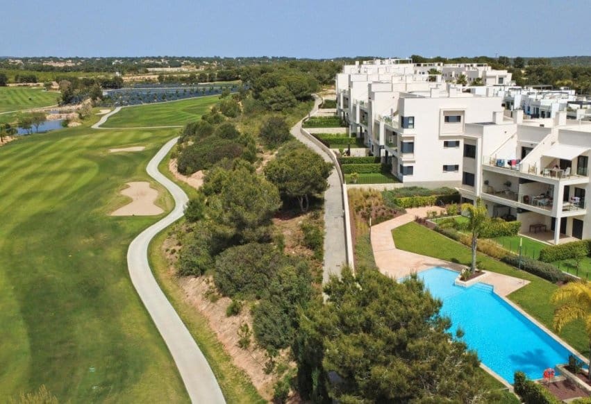 2 soverom Leilighet til salgs i Pilar de la Horadada med svømmebasseng - € 354 000 (Ref: 9769997)