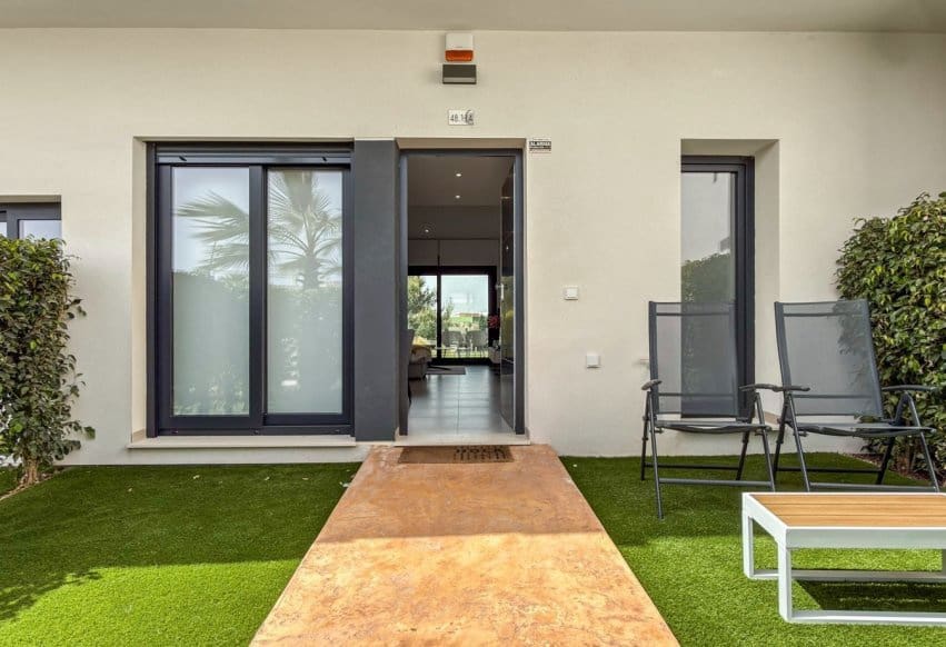 2 soverom Leilighet til salgs i Pilar de la Horadada med svømmebasseng - € 354 000 (Ref: 9769997)