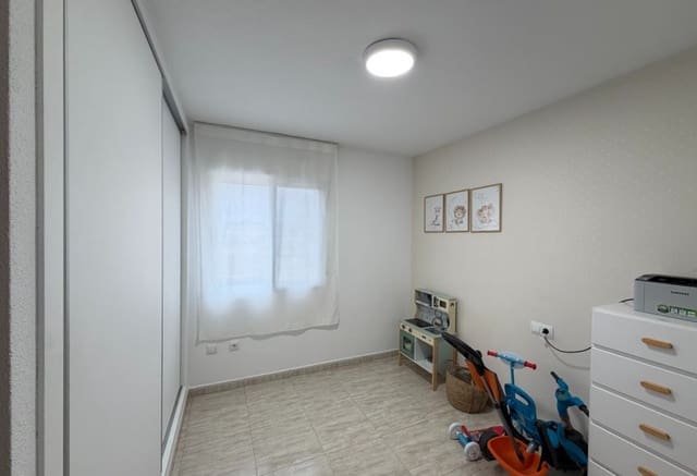 2 Zimmer Apartment zu verkaufen in Los Cuarteros, San Pedro del Pinatar mit Garage - 160.000 € (Ref: 9769998)
