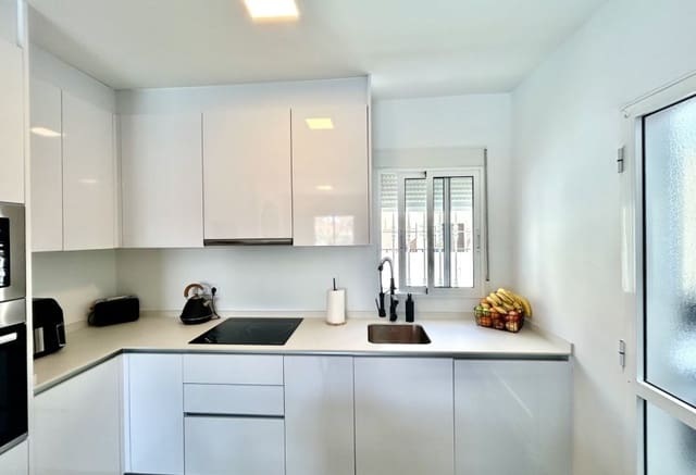 5 chambre Villa/Maison à vendre à Villamartin, Orihuela avec piscine - 459 000 € (Ref: 9777112)