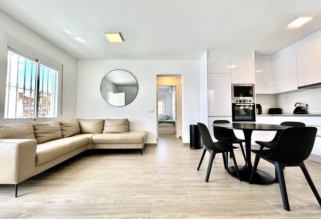 5 chambre Villa/Maison à vendre à Villamartin, Orihuela avec piscine - 459 000 € (Ref: 9777112)