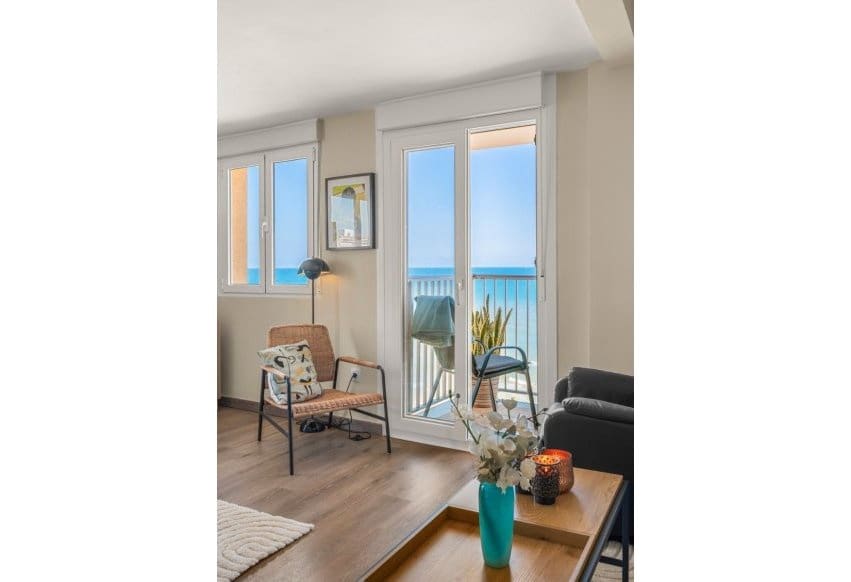 2 soveværelse Strandlejlighed til salg i Guardamar del Segura - € 298.000 (Ref: 9784471)