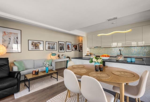 2 soveværelse Strandlejlighed til salg i Guardamar Playa, Guardamar del Segura - € 298.000 (Ref: 9784471)