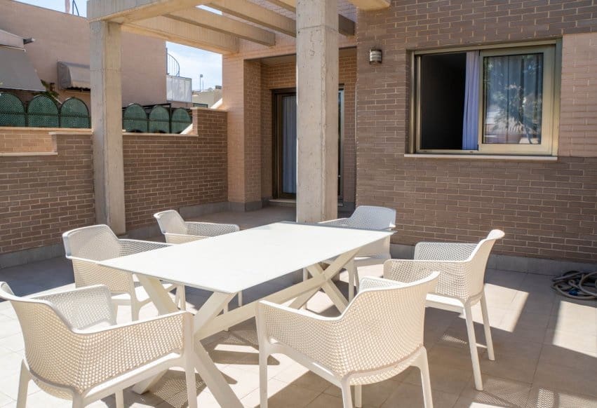 2 bedroom Bungalow for sale in Torre de la Horadada with pool - € 280,000 (Ref: 9789771)