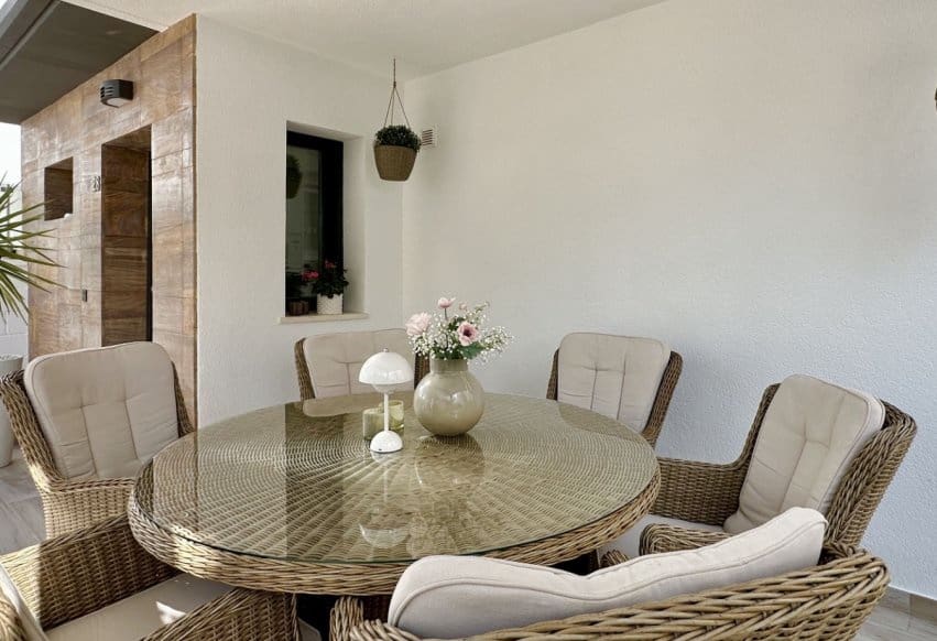 Chalet de 3 habitaciones en Orihuela Costa en venta con piscina - 449.950 € (Ref: 9802834)