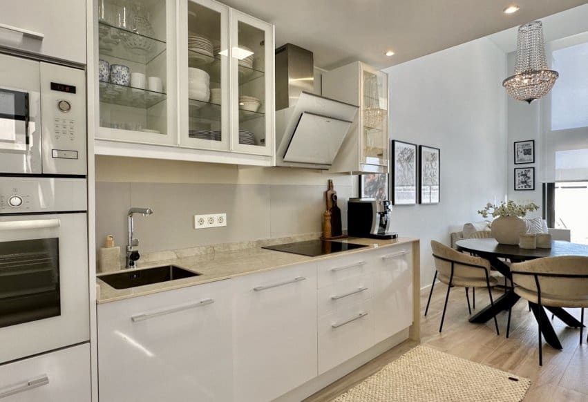 Chalet de 3 habitaciones en Orihuela Costa en venta con piscina - 449.950 € (Ref: 9802834)