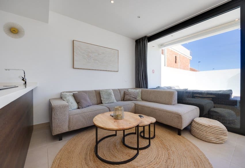 3 bedroom Villa for sale in Santiago de la Ribera with pool - € 369,000 (Ref: 9802836)