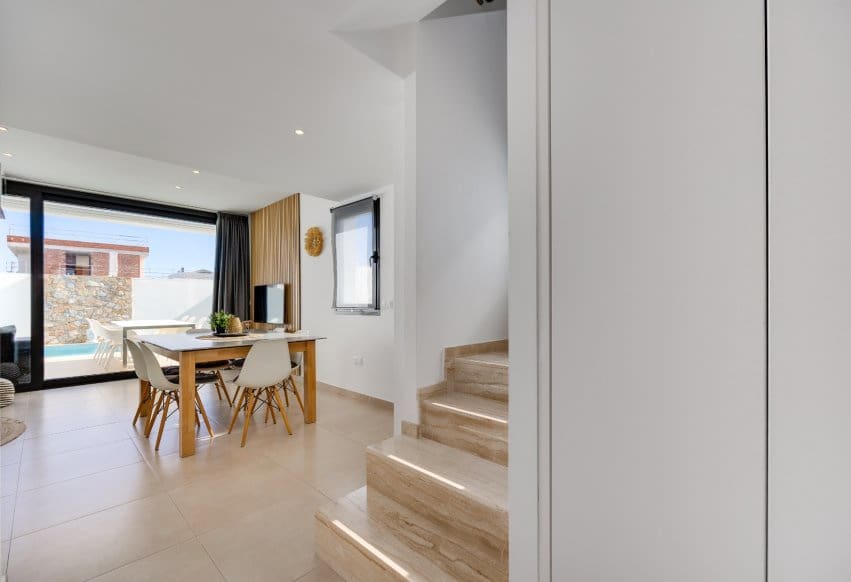 3 bedroom Villa for sale in Santiago de la Ribera with pool - € 369,000 (Ref: 9802836)