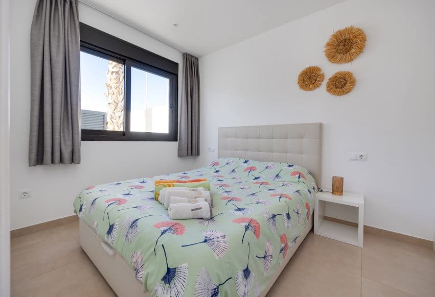 3 bedroom Villa for sale in Santiago de la Ribera with pool - € 369,000 (Ref: 9802836)