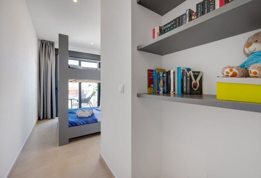 3 bedroom Villa for sale in Santiago de la Ribera with pool - € 369,000 (Ref: 9802836)