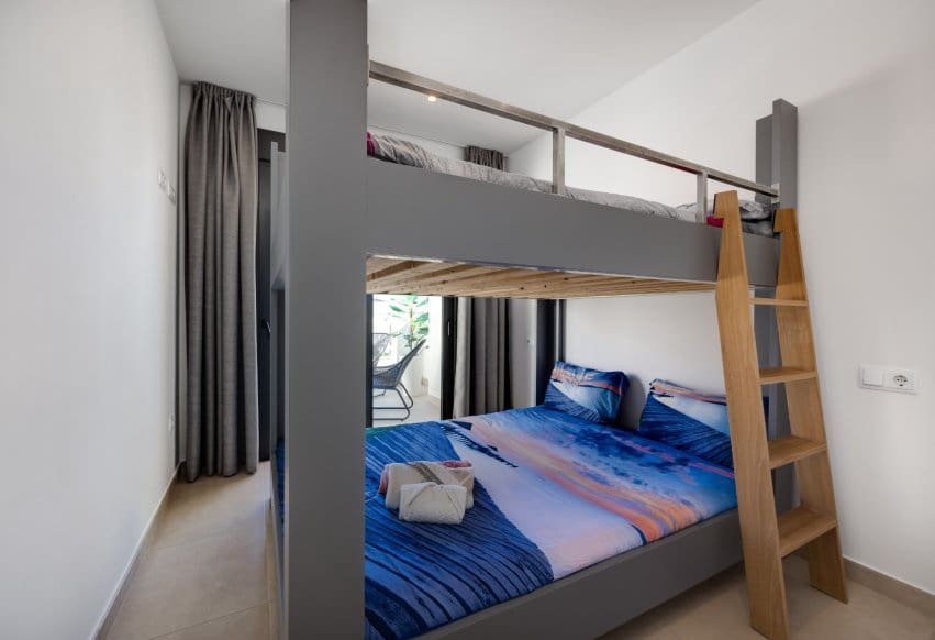 3 bedroom Villa for sale in Santiago de la Ribera with pool - € 369,000 (Ref: 9802836)