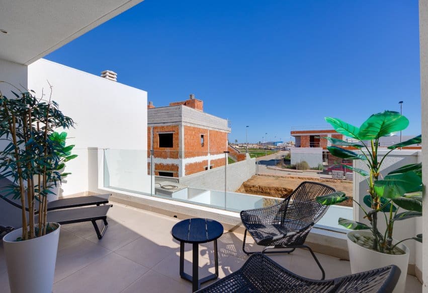 3 bedroom Villa for sale in Santiago de la Ribera with pool - € 369,000 (Ref: 9802836)