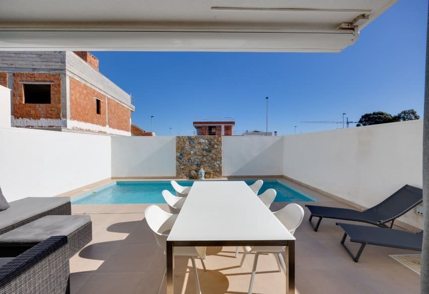 3 bedroom Villa for sale in Santiago de la Ribera with pool - € 369,000 (Ref: 9802836)