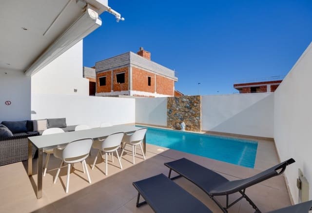3 soveværelse Villa til salg i Santiago de la Ribera, San Javier med swimmingpool - € 369.000 (Ref: 9802836)