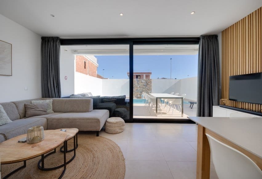 3 bedroom Villa for sale in Santiago de la Ribera with pool - € 369,000 (Ref: 9802836)