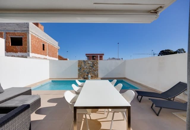 3 slaapkamer Villa te koop in Santiago de la Ribera, San Javier met zwembad - € 369.000 (Ref: 9802836)