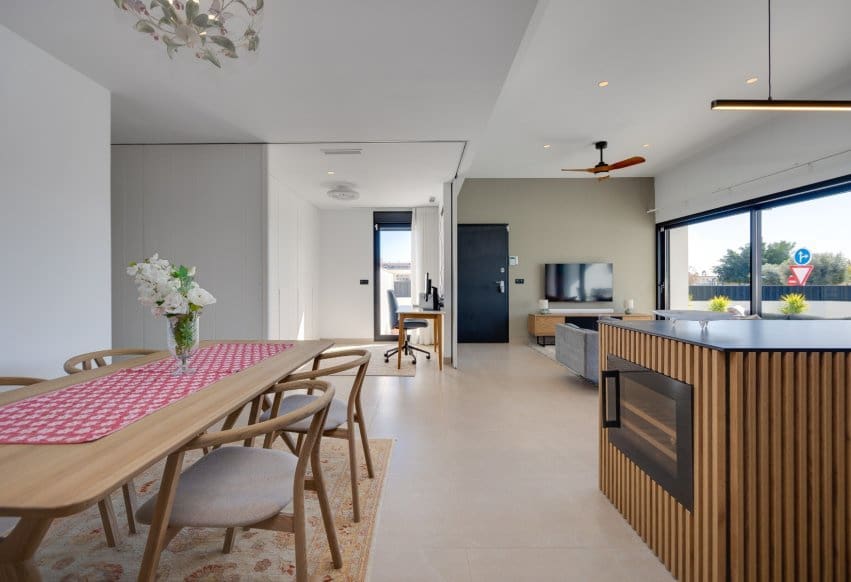3 slaapkamer Bungalow te koop in Pilar de la Horadada met zwembad - € 399.000 (Ref: 9802837)