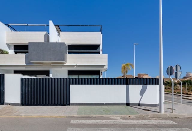 3 slaapkamer Bungalow te koop in Pilar de la Horadada met zwembad - € 399.000 (Ref: 9802837)