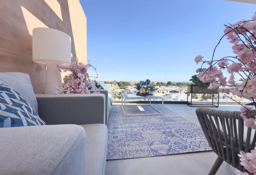 3 Zimmer Penthouse zu verkaufen in Los Dolses mit Pool - 639.000 € (Ref: 9802838)