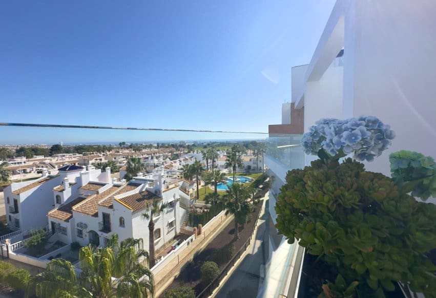 3 Zimmer Penthouse zu verkaufen in Los Dolses mit Pool - 639.000 € (Ref: 9802838)