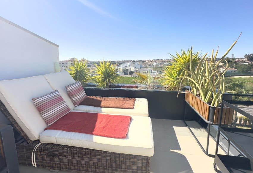 3 Zimmer Penthouse zu verkaufen in Los Dolses mit Pool - 639.000 € (Ref: 9802838)