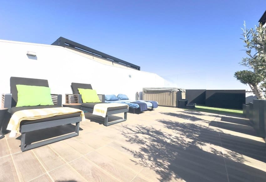 3 Zimmer Penthouse zu verkaufen in Los Dolses mit Pool - 639.000 € (Ref: 9802838)