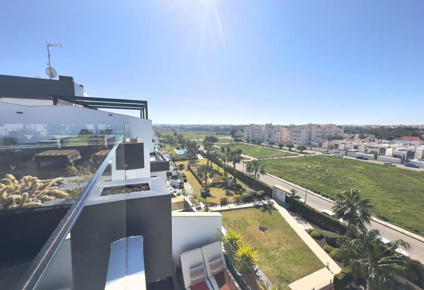 3 Zimmer Penthouse zu verkaufen in Los Dolses mit Pool - 639.000 € (Ref: 9802838)