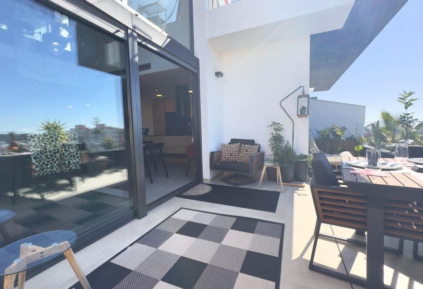 3 Zimmer Penthouse zu verkaufen in Los Dolses mit Pool - 639.000 € (Ref: 9802838)