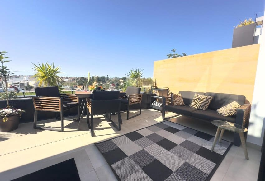 3 Zimmer Penthouse zu verkaufen in Los Dolses mit Pool - 639.000 € (Ref: 9802838)