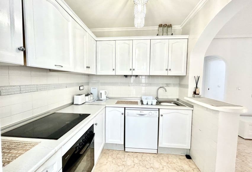 2 Zimmer Haus zu verkaufen in Punta Prima mit Pool - 209.999 € (Ref: 9802839)