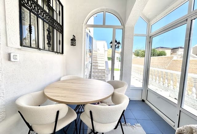 2 Zimmer Haus zu verkaufen in Punta Prima, Torrevieja mit Pool - 209.999 € (Ref: 9802839)