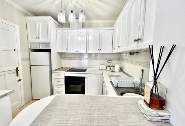 2 Zimmer Haus zu verkaufen in Punta Prima, Torrevieja mit Pool - 209.999 € (Ref: 9802839)