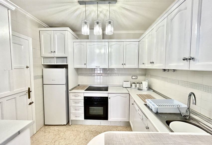 2 Zimmer Haus zu verkaufen in Punta Prima mit Pool - 209.999 € (Ref: 9802839)