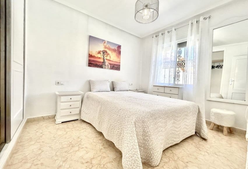 2 Zimmer Haus zu verkaufen in Punta Prima mit Pool - 209.999 € (Ref: 9802839)